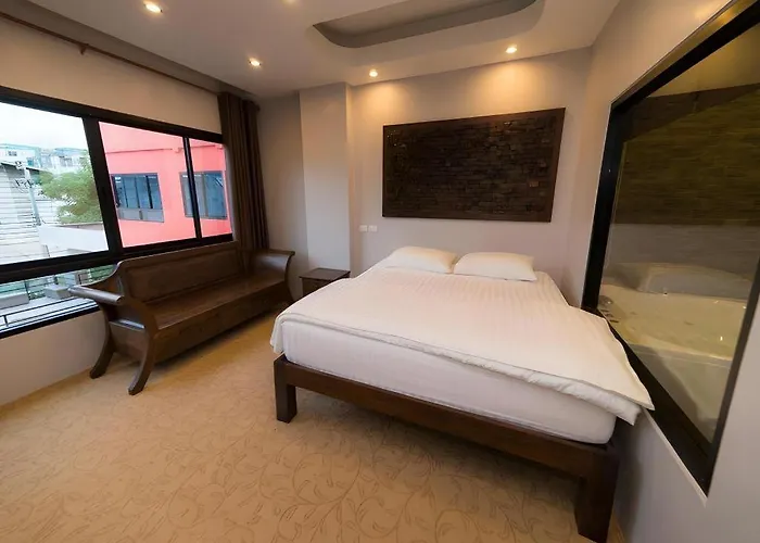 Thongtara House Boutique Hotel