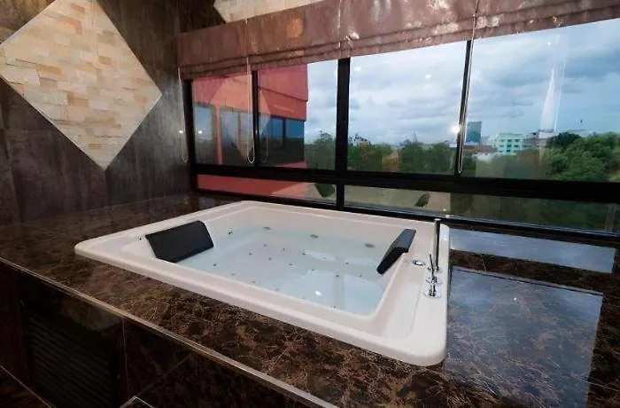 Thongtara House Boutique Hotel 4*